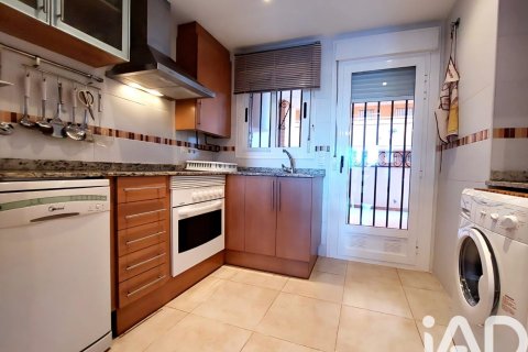 Apartamento en venta en La Ribera De Cabanes, Castellón, España 2 dormitorios, 62 m2 No. 184790 - foto 3