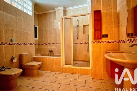Apartament w Pego, Alicante, Hiszpania 3 sypialnie, 268 mkw. nr 184791 – zdjęcie 9