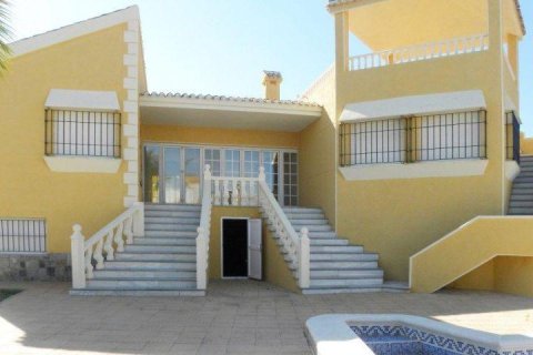 Huvila myytävänä La Manga del Mar Menor, Murcia, Espanja, 3 makuuhuonetta, 465 m2 No. 171690 - kuva 6