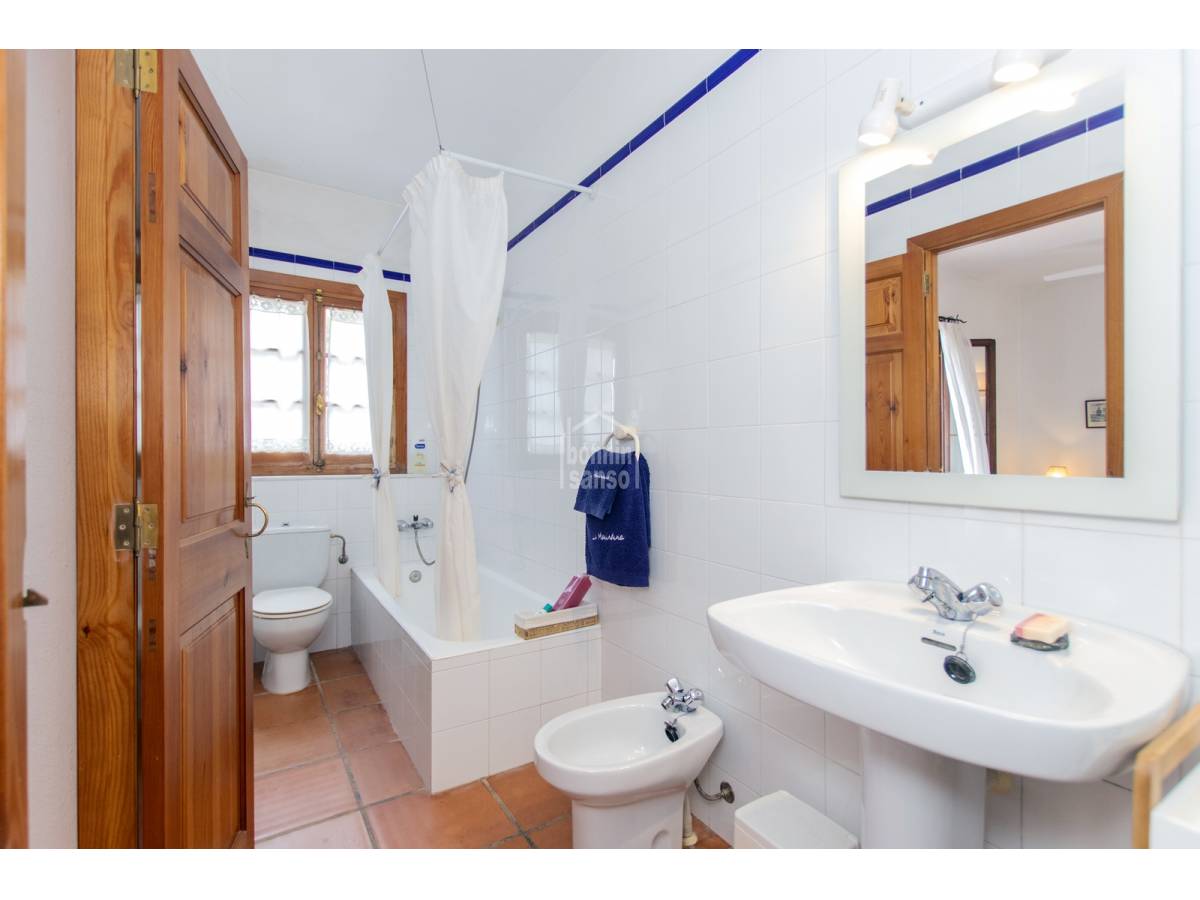 Hus i Es Mercadal, Menorca, Spanien 4 sovrum, 230 kvm. Nr. 133222
