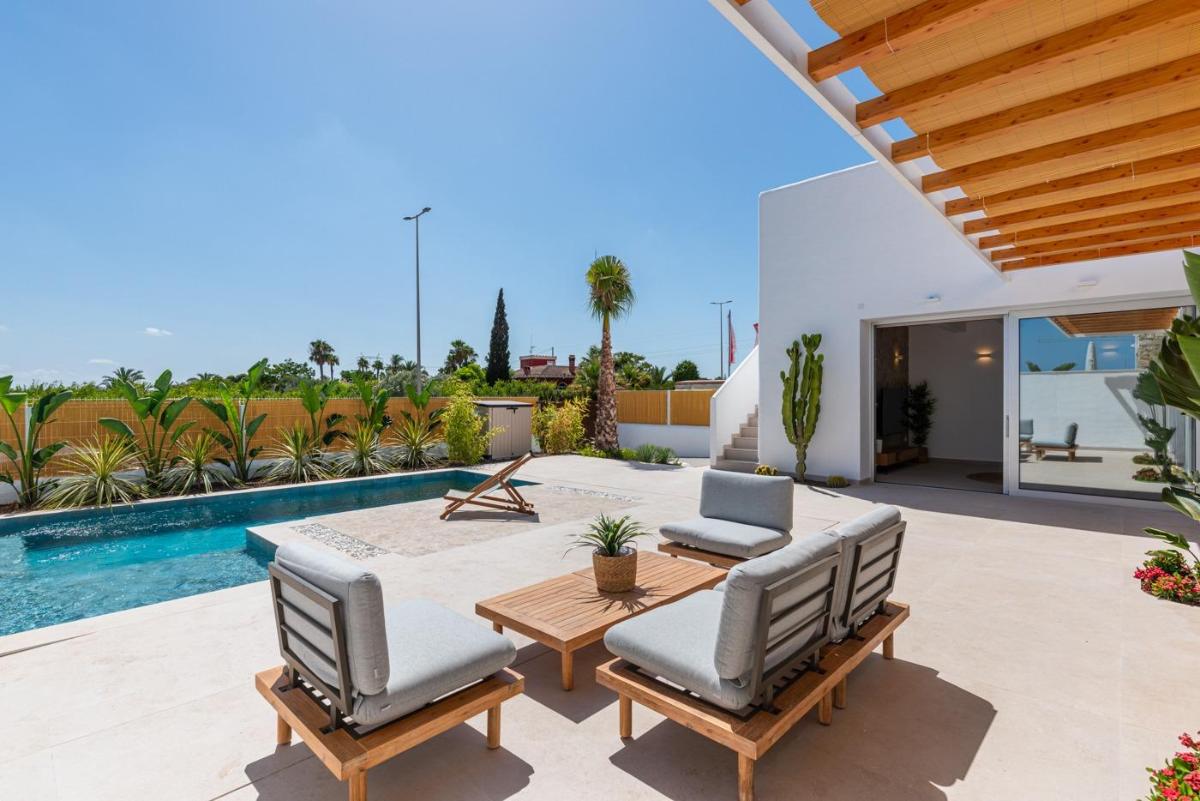 Huvila Benijofar, Alicante, Espanja 3 makuuhuonetta, 225 m2 No. 97263