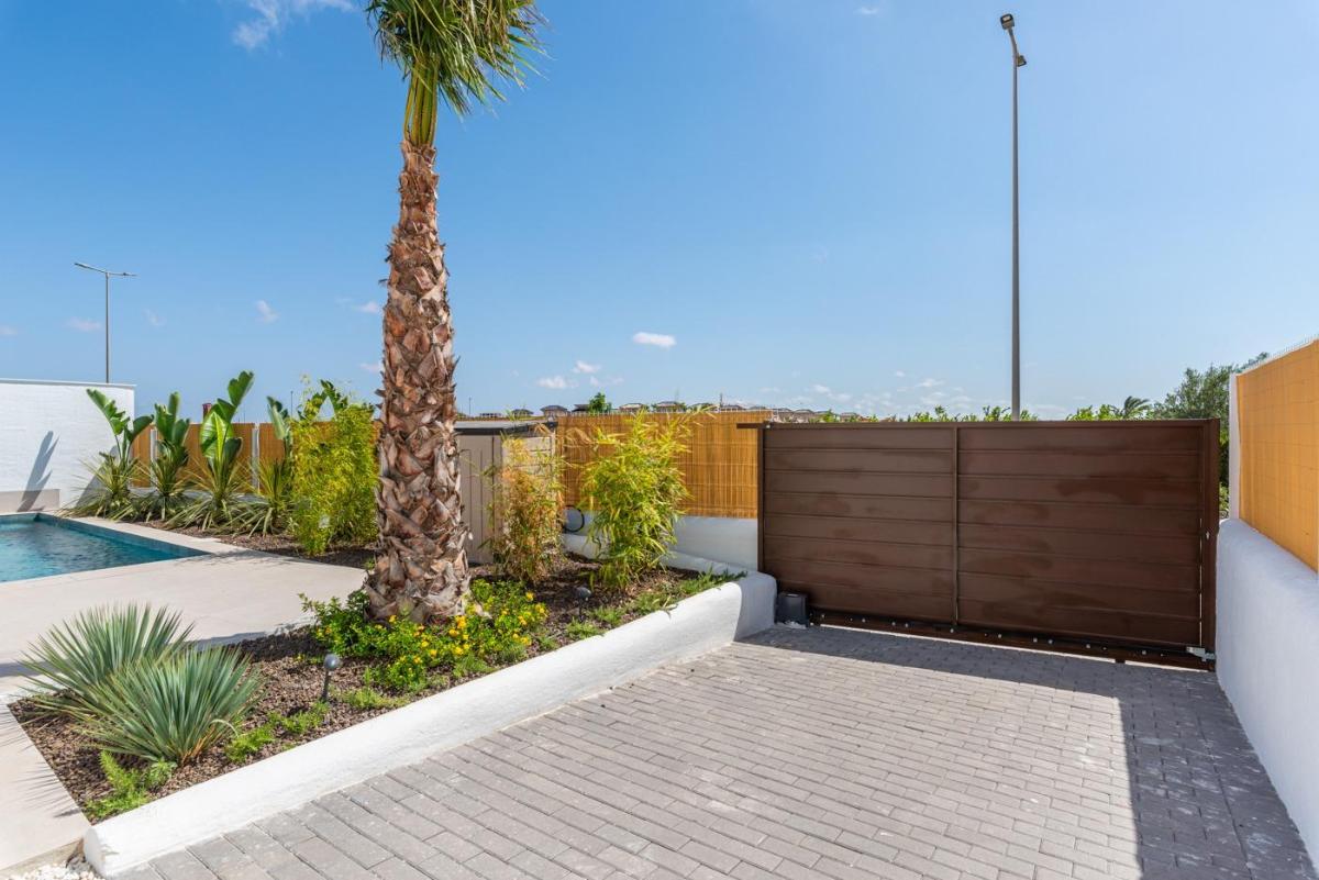 Huvila Benijofar, Alicante, Espanja 3 makuuhuonetta, 225 m2 No. 97263