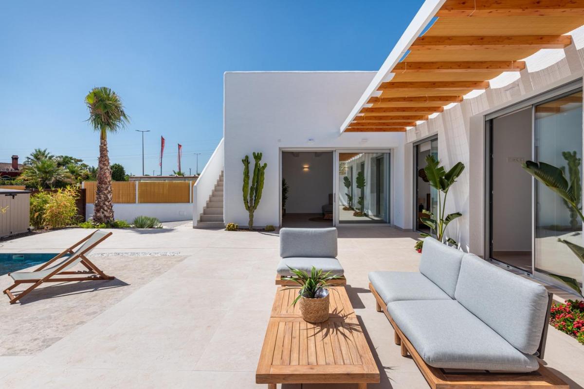 Huvila Benijofar, Alicante, Espanja 3 makuuhuonetta, 225 m2 No. 97263