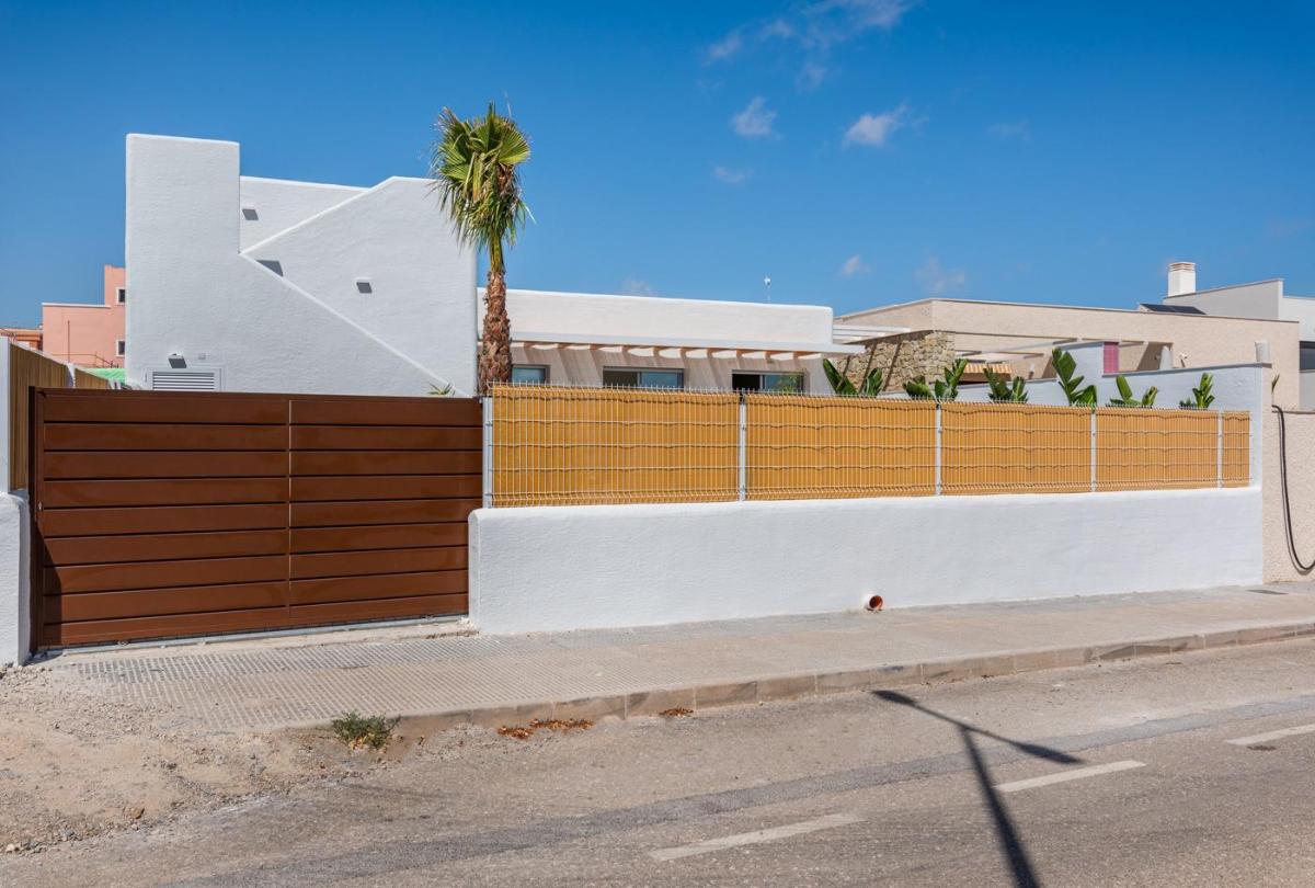 Huvila Benijofar, Alicante, Espanja 3 makuuhuonetta, 225 m2 No. 97263