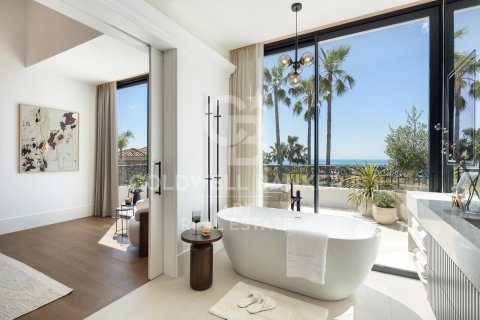 Villa till salu i Benahavis, Malaga, Spanien 5 sovrum, 522 kvm. Nr. 158759 - foto 17