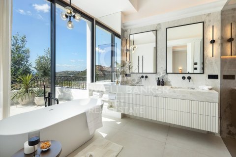 Villa till salu i Benahavis, Malaga, Spanien 5 sovrum, 522 kvm. Nr. 158759 - foto 16