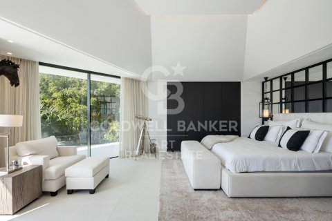 Villa for sale in Benahavis, Malaga, Spain 5 bedrooms, 555 sq.m. No. 158758 - photo 16