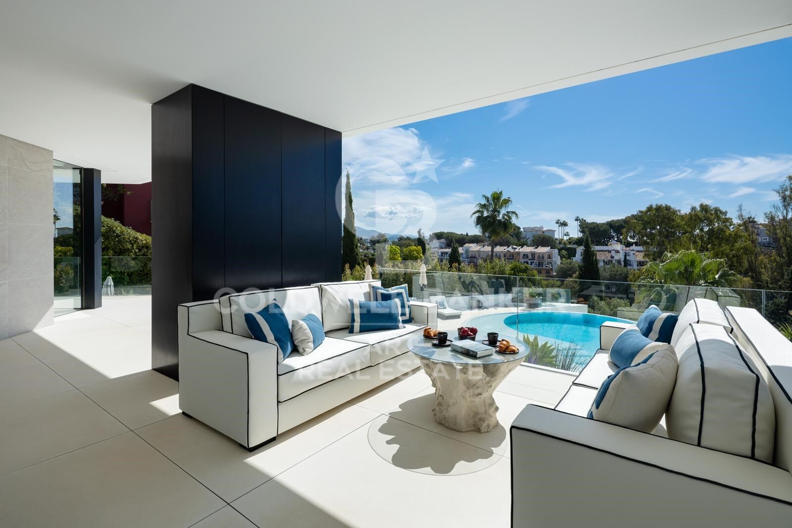 Huvila Benahavis, Malaga, Espanja 5 makuuhuonetta, 555 m2 No. 158758