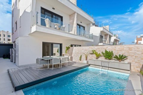 Villa in vendita a Guardamar del Segura, Alicante, Spagna 4 camere da letto, 171 mq. N° 142835 - foto 1