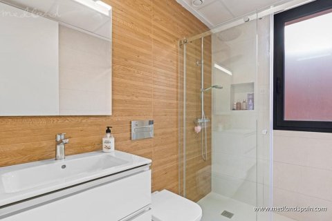 Villa in vendita a Guardamar del Segura, Alicante, Spagna 4 camere da letto, 171 mq. N° 142835 - foto 12