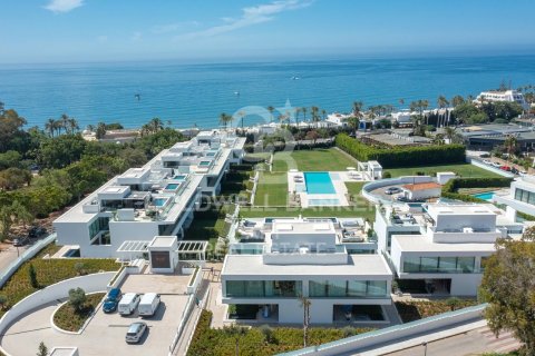 Huvila myytävänä Marbella, Malaga, Espanja, 3 makuuhuonetta, 655 m2 No. 158200 - kuva 2