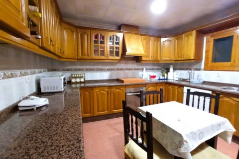 Apartment for sale Mutxamel, Alicante, Spain 5 bedrooms, 530 sq.m. No. 116665 - photo 17