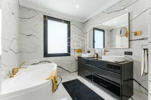 Villa à vendre à Adeje, Tenerife, Espagne, 4 chambres, 435 m2 No. 147619 - photo 20