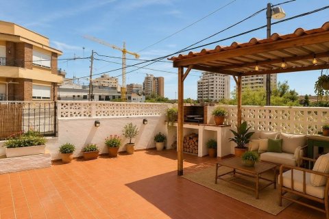 Продажа виллы в Эль Кампельо, Аликанте, Испания 4 спальни, 112м2 №194834 - фото 2