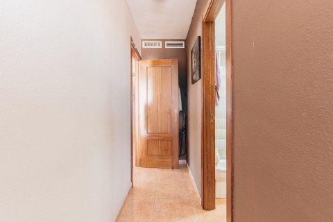Apartment for sale in El Campello, Alicante, Spain 3 bedrooms, 113 sq.m. No. 194830 - photo 9