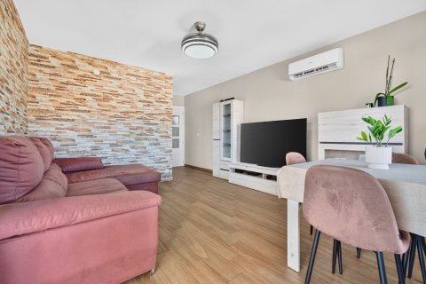 Apartment à vendre à El Campello, Alicante, Espagne, 3 chambres, 106 m2 No. 194833 - photo 3