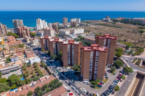Apartment à El Campello, Alicante, Espagne 3 chambres, 106 m2 No. 194833