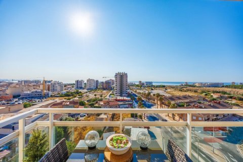 Apartment for sale in El Campello, Alicante, Spain 3 bedrooms, 163 sq.m. No. 194835 - photo 3