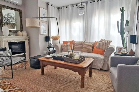 Apartment for sale in Alicante, Spain 3 bedrooms, 86 sq.m. No. 194836 - photo 5