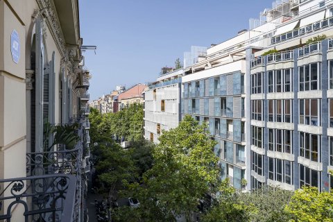 Huoneisto vuokrattavana Barcelona, Espanja, 4 makuuhuonetta, 200 m2 No. 192846 - kuva 7