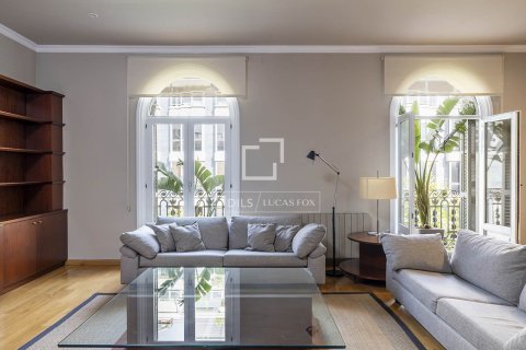 Huoneisto vuokrattavana Barcelona, Espanja, 4 makuuhuonetta, 200 m2 No. 192846 - kuva 3