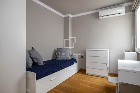 Huoneisto vuokrattavana Barcelona, Espanja, 4 makuuhuonetta, 200 m2 No. 192846 - kuva 17