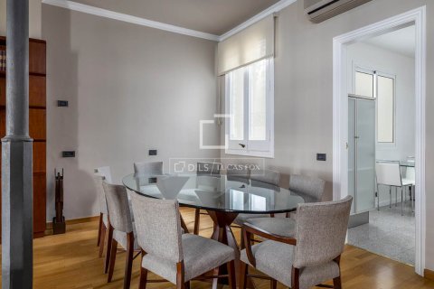 Huoneisto vuokrattavana Barcelona, Espanja, 4 makuuhuonetta, 200 m2 No. 192846 - kuva 6