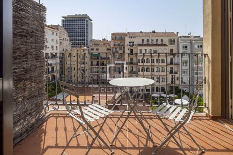 Huoneisto vuokrattavana Barcelona, Espanja, 4 makuuhuonetta, 200 m2 No. 192846 - kuva 14