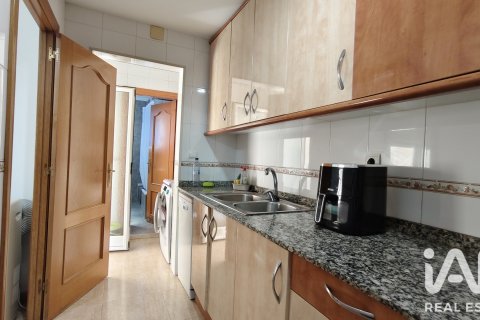Продажа квартиры в Матаро, Барселона, Испания 3 спальни, 78м2 №187761 - фото 11