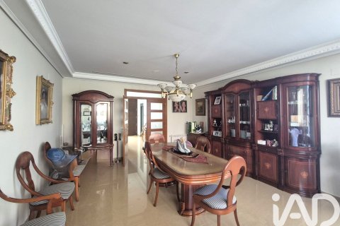 Продажа дома в Гандия, Валенсия, Испания 5 спален, 559м2 №187760 - фото 13