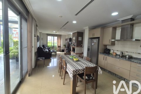 Продажа дома в Гандия, Валенсия, Испания 5 спален, 559м2 №187760 - фото 11