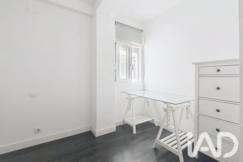 Продажа квартиры в Уэльва, Испания 2 спальни, 81м2 №187759 - фото 16