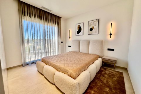 Villa till salu i Pinar De Campoverde, Alicante, Spanien 3 sovrum, 282 kvm. Nr. 144334 - foto 12