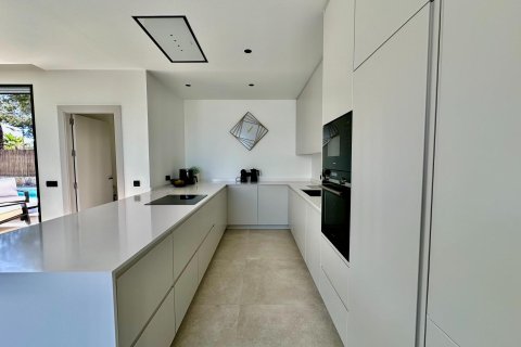 Villa till salu i Pinar De Campoverde, Alicante, Spanien 3 sovrum, 282 kvm. Nr. 144334 - foto 7