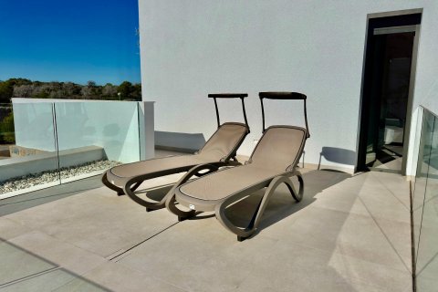 Villa till salu i Pinar De Campoverde, Alicante, Spanien 3 sovrum, 282 kvm. Nr. 144334 - foto 17