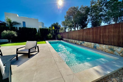 Villa till salu i Pinar De Campoverde, Alicante, Spanien 3 sovrum, 282 kvm. Nr. 144334 - foto 23