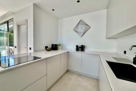 Villa till salu i Pinar De Campoverde, Alicante, Spanien 3 sovrum, 282 kvm. Nr. 144334 - foto 9