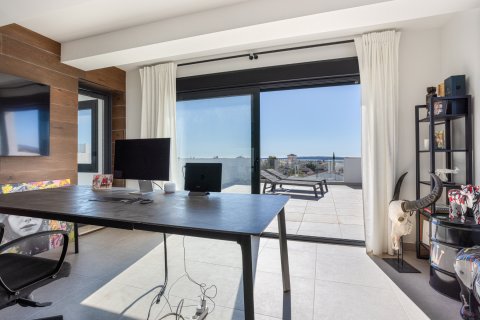 Продажа виллы в Сьюдад Кесада, Аликанте, Испания 4 спальни, 153м2 №144336 - фото 23