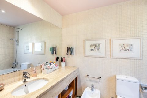 House zum Verkauf in Barcelona, Spanien 5 Schlafzimmer, Nr. 141008 - Foto 17