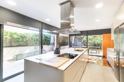 House zum Verkauf in Barcelona, Spanien 5 Schlafzimmer, Nr. 141008 - Foto 11