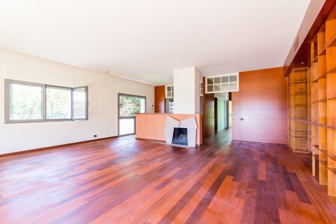 Продажа дома в Барселона, Испания 5 спален, №141004 - фото 5