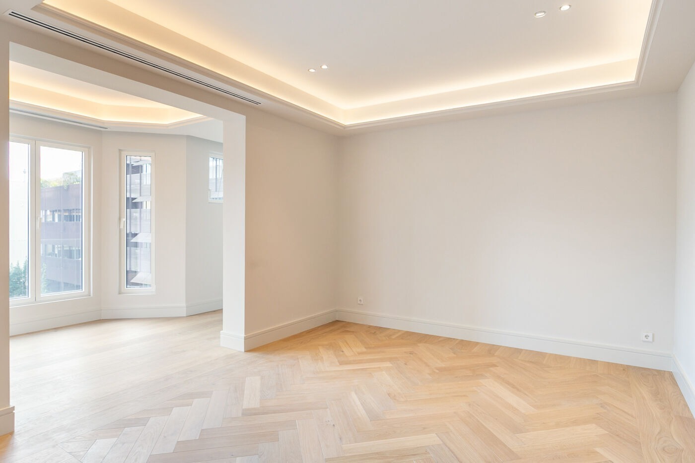 Apartamento en Barcelona, España 4 dormitorios,  No. 141005