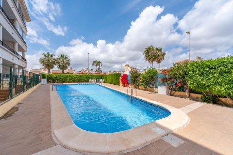 Lägenhet till salu i Torrevieja, Alicante, Spanien 69 kvm. Nr. 190782 - foto 24