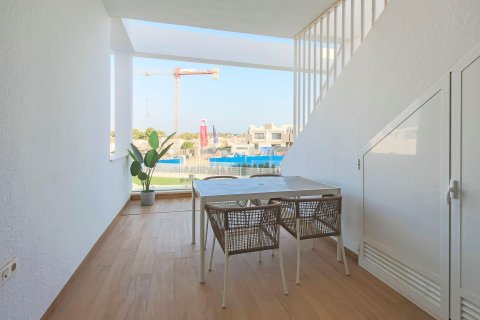Lägenhet till salu i Los Balcones, Alicante, Spanien 75 kvm. Nr. 190784 - foto 13