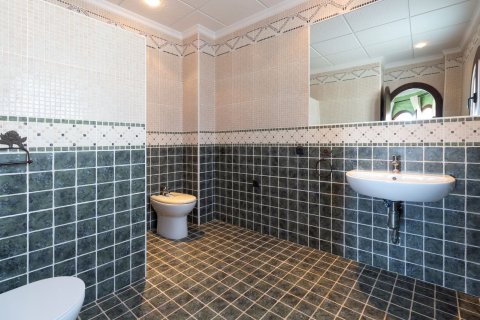 Villa zum Verkauf in La Zenia, Alicante, Spanien 624 m2 Nr. 190779 - Foto 14