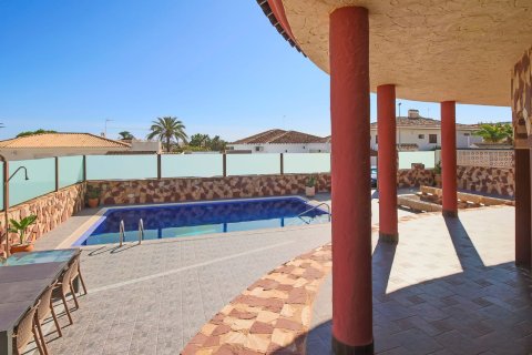 Villa zum Verkauf in La Zenia, Alicante, Spanien 624 m2 Nr. 190779 - Foto 24