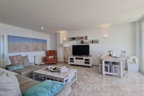 Apartamento en alquiler en Platja De Muro, Mallorca, España 3 dormitorios, 156 m2 No. 196350 - foto 4