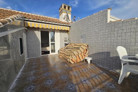 Villa till salu i La Zenia, Alicante, Spanien 3 sovrum, Nr. 196348 - foto 22