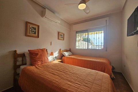 Villa till salu i La Zenia, Alicante, Spanien 3 sovrum, Nr. 196348 - foto 11