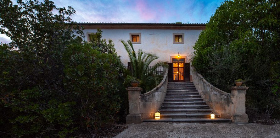 Finca Palma de Majorca, Mallorca, Espanja 8 makuuhuonetta, 681 m2 No. 196349